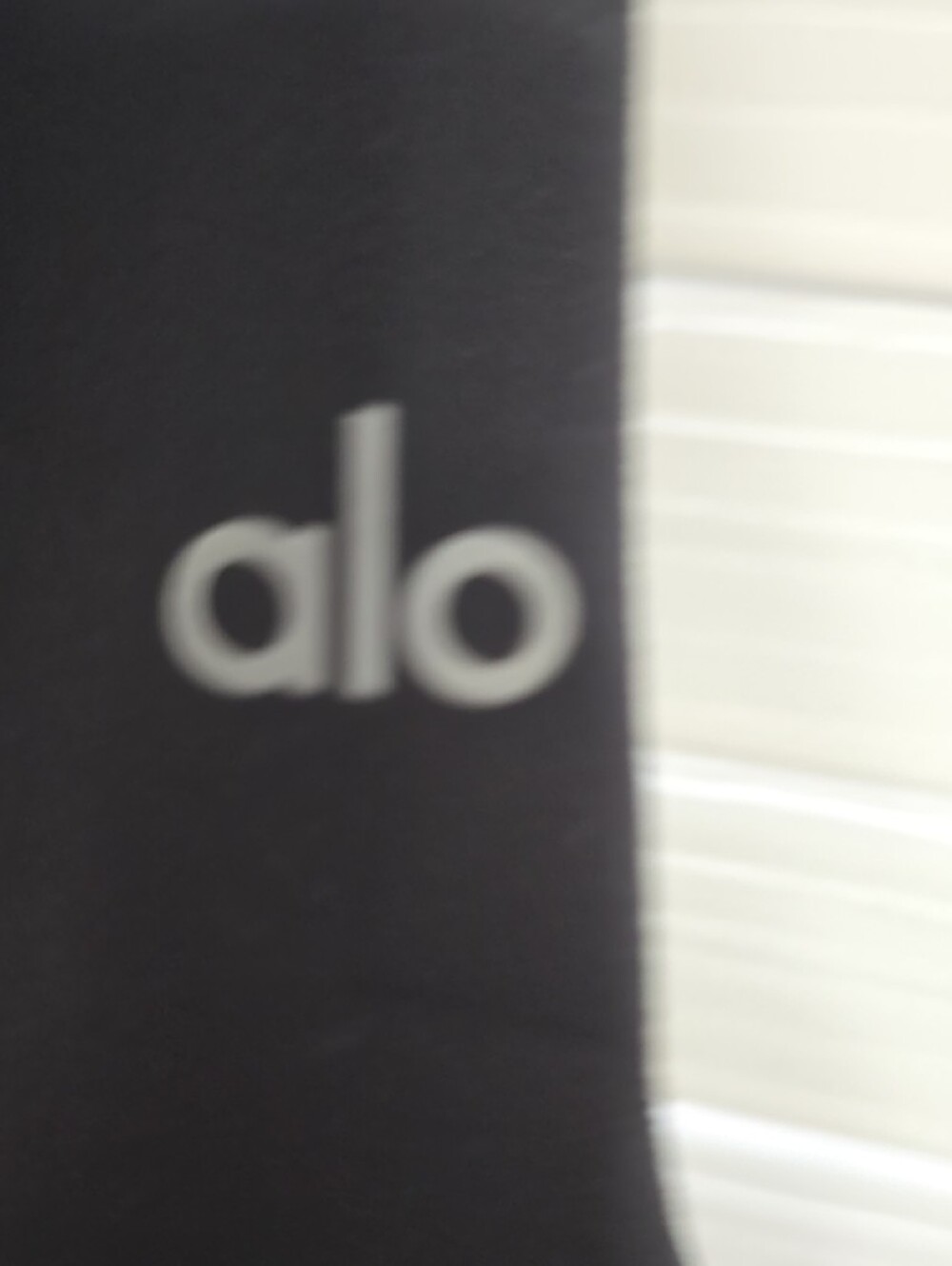 ALO Yoga Women's Long Sleeve Finesse Crewneck Top - Black - Picture 2 of 3